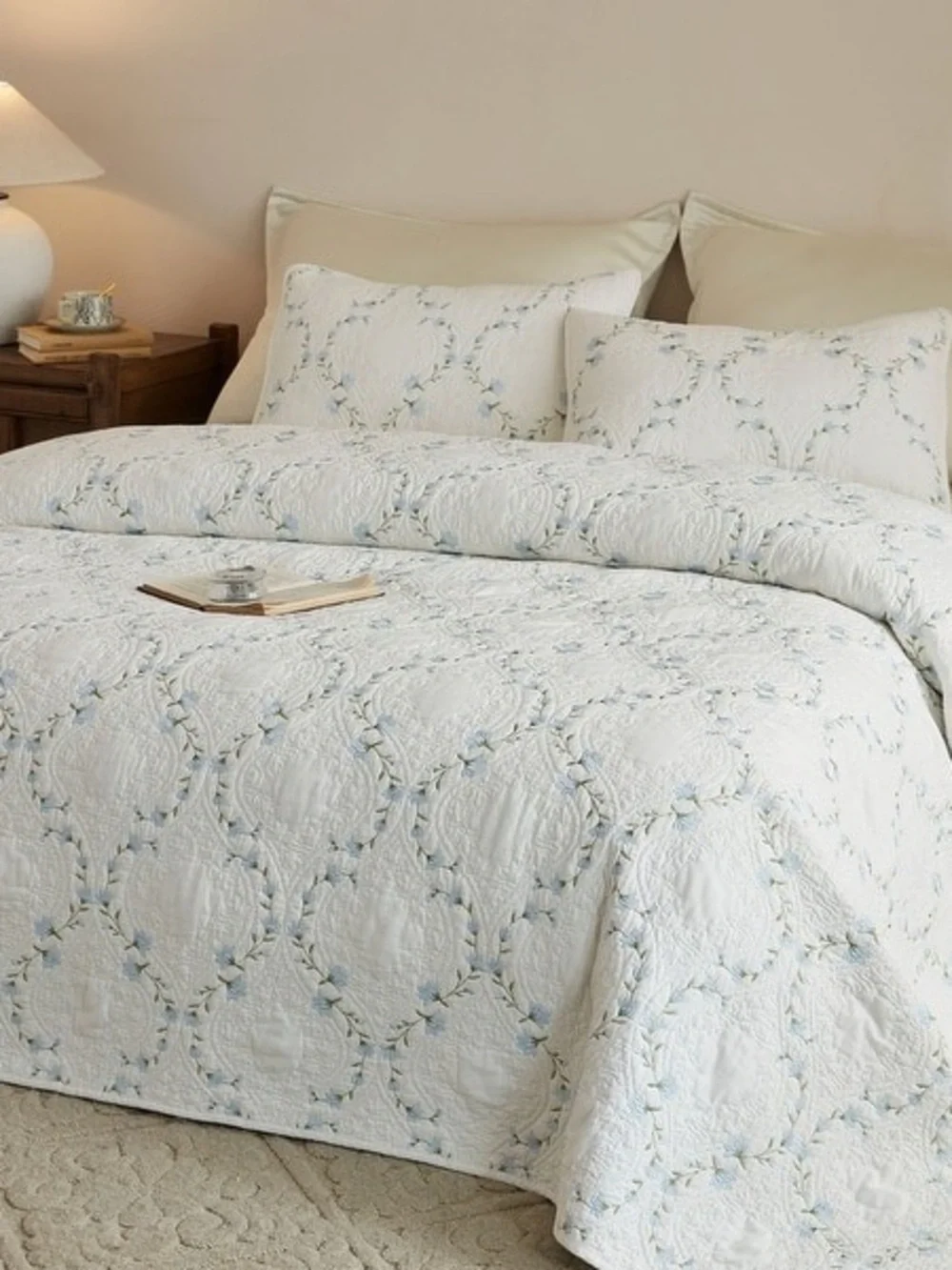 3 PIECE COTTON COVER FLORAL EMBROIDERED COTTAGE QUILT BEDSPREAD SET